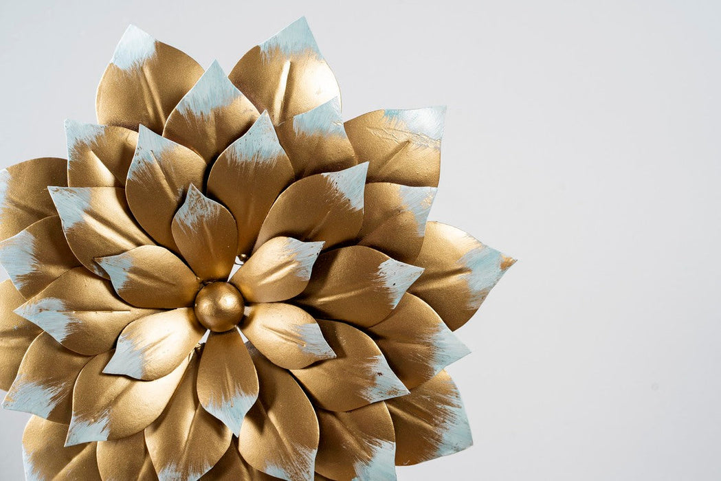 Floral Bloom Metal Table Décor – Gold & Blue