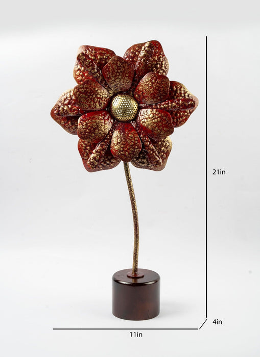 Vintage Floral Metal Table Décor – Red & Gold