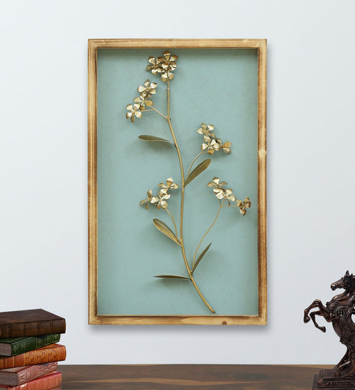 This metal wall decor uses a beautiful natural motif and gives it a clean modern twist. It's handcrafted using wrought iron to create an engaging look ideal for lending a unique look to any wall.which complements a nature inspired decor. It is an excellent enhancement for a modern home decoration.